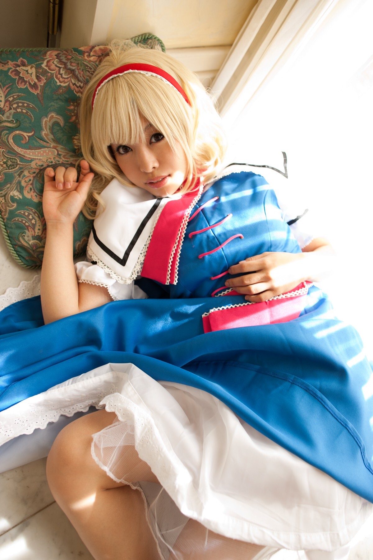 [Cosplay] New Touhou Project Cosplay  Hottest Alice Margatroid ever